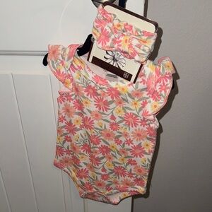 Daisy Fuentes Floral Baby Outfit